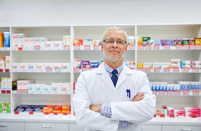 compound-pharmacies-vs-regular-retail-pharmacies